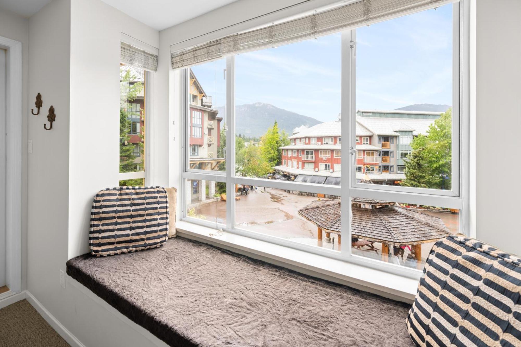 Bear Lodge One Bedroom By Mva Вістлер Екстер'єр фото